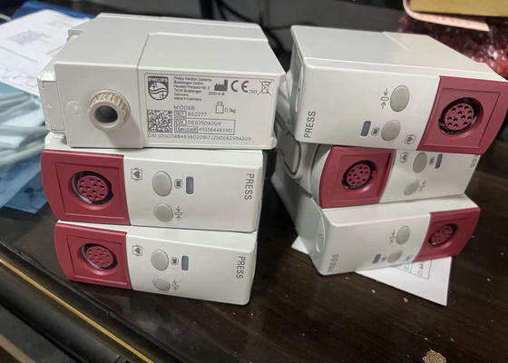 Reparación de módulos de presión arterial M1006B para equipos médicos