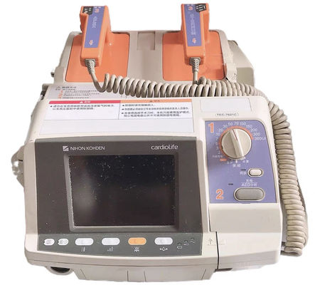 Servicio y reparación del desfibrilador NIHON KOHDEN TEC-7621C