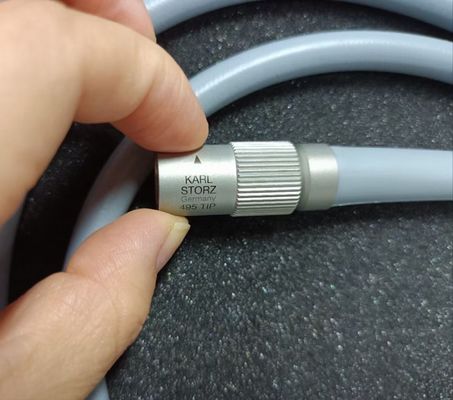 KARL STORZ Endoscopio de luz del haz de guía, Endoscopio fuente de luz fría, modelo 495TIP